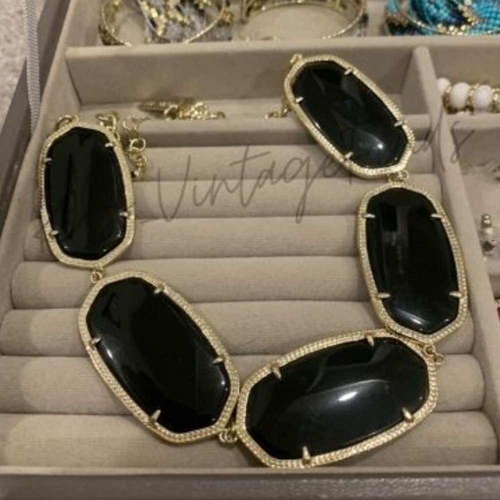 Kendra Scott Valencia Necklace